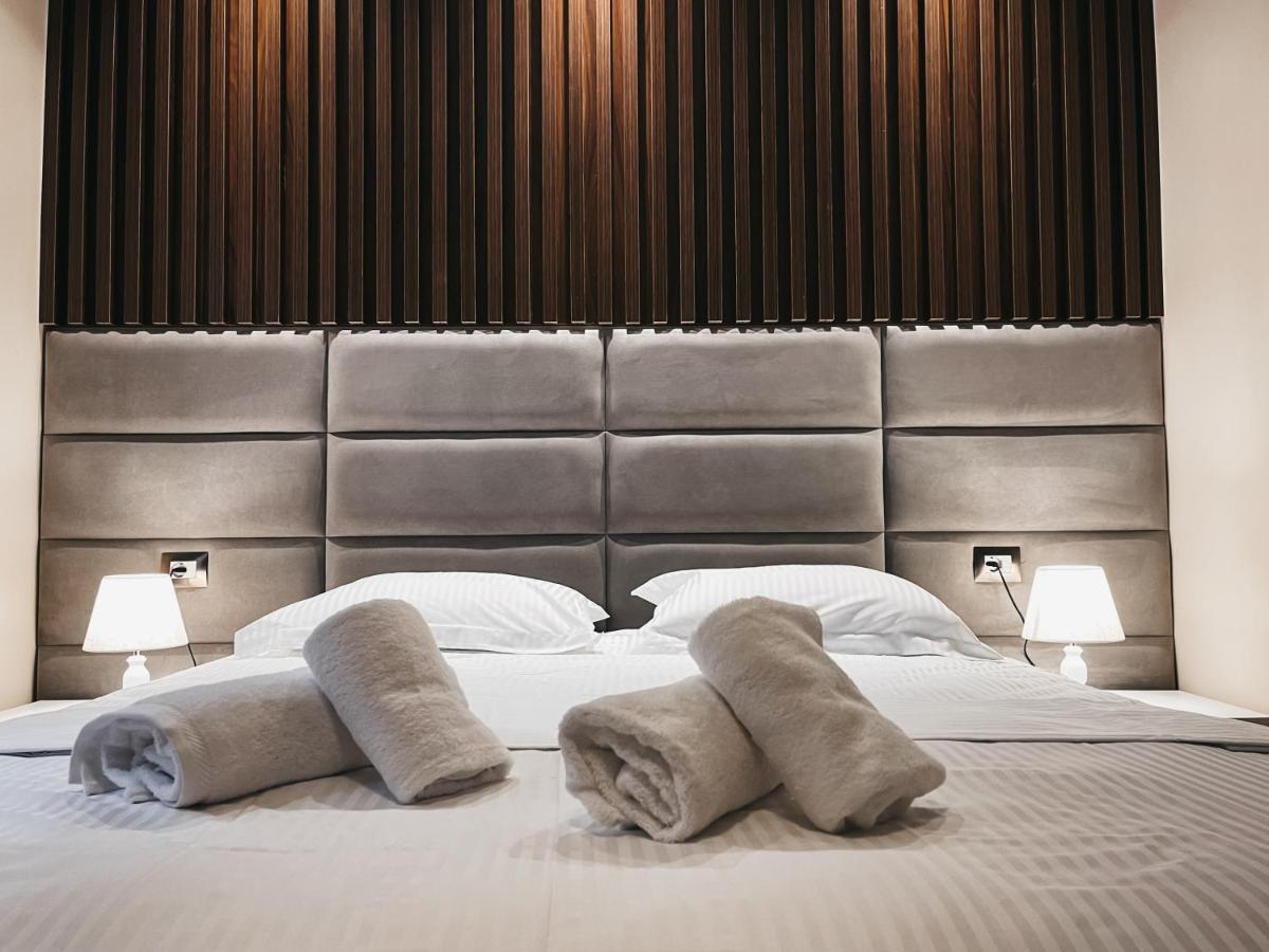Amansar Boutique Hotel Tirana Buitenkant foto