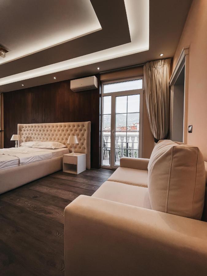 Amansar Boutique Hotel Tirana Buitenkant foto