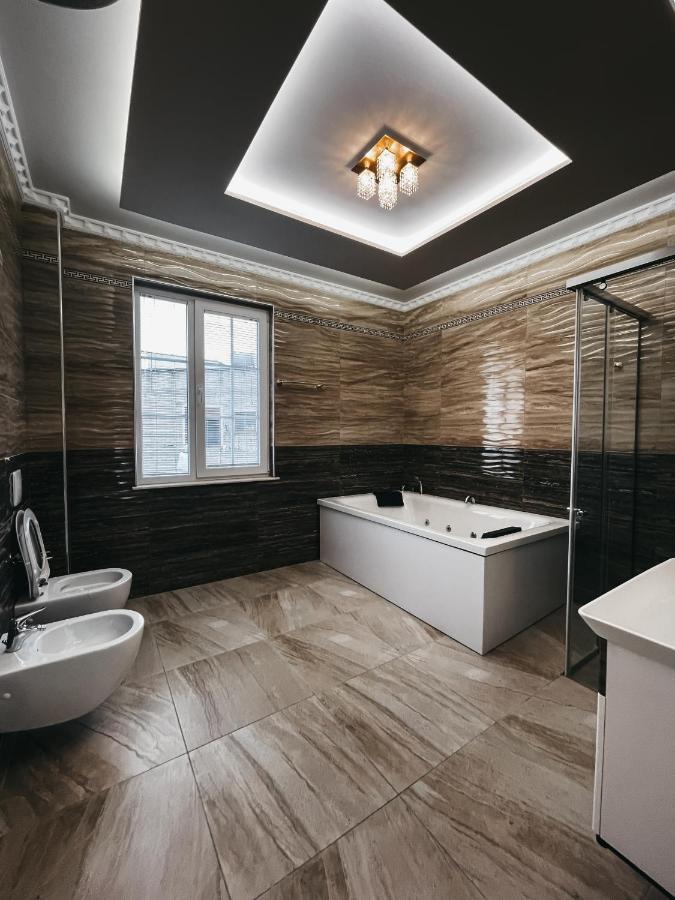 Amansar Boutique Hotel Tirana Buitenkant foto